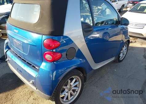 2008 Smart Fortwo Passion from USA, damaged, VIN WMEEK31X78K170225
